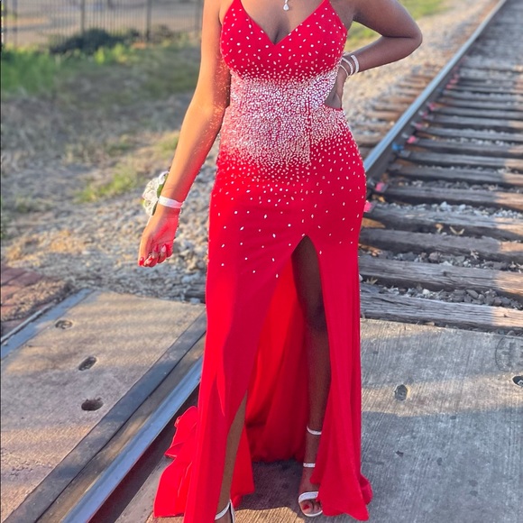 Rachel Allen Prom Dress - Picture 1 of 9